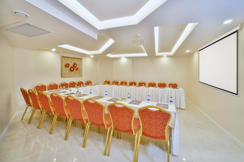 Marinem Hotel Istanbul Ngoại thất bức ảnh